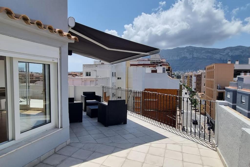 Ferienwohnung Magnifico Atico En El Centro De Dénia Exterior foto